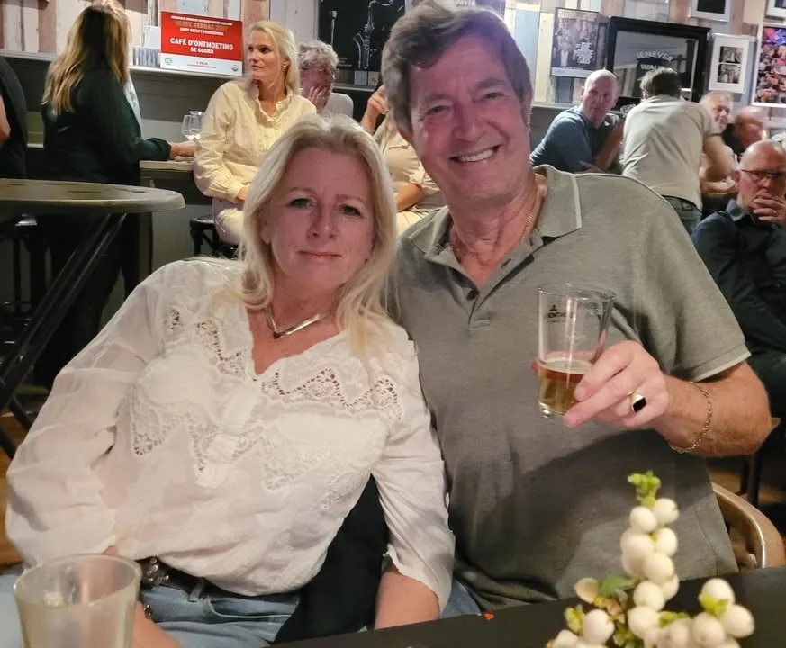 Foto bij het bericht: TWEE TROUWE SUPPORTERS MET EEN GROOT KWIEK-HART!